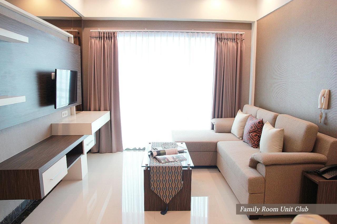Apartemen Puncak Marina Сурабая Екстер'єр фото