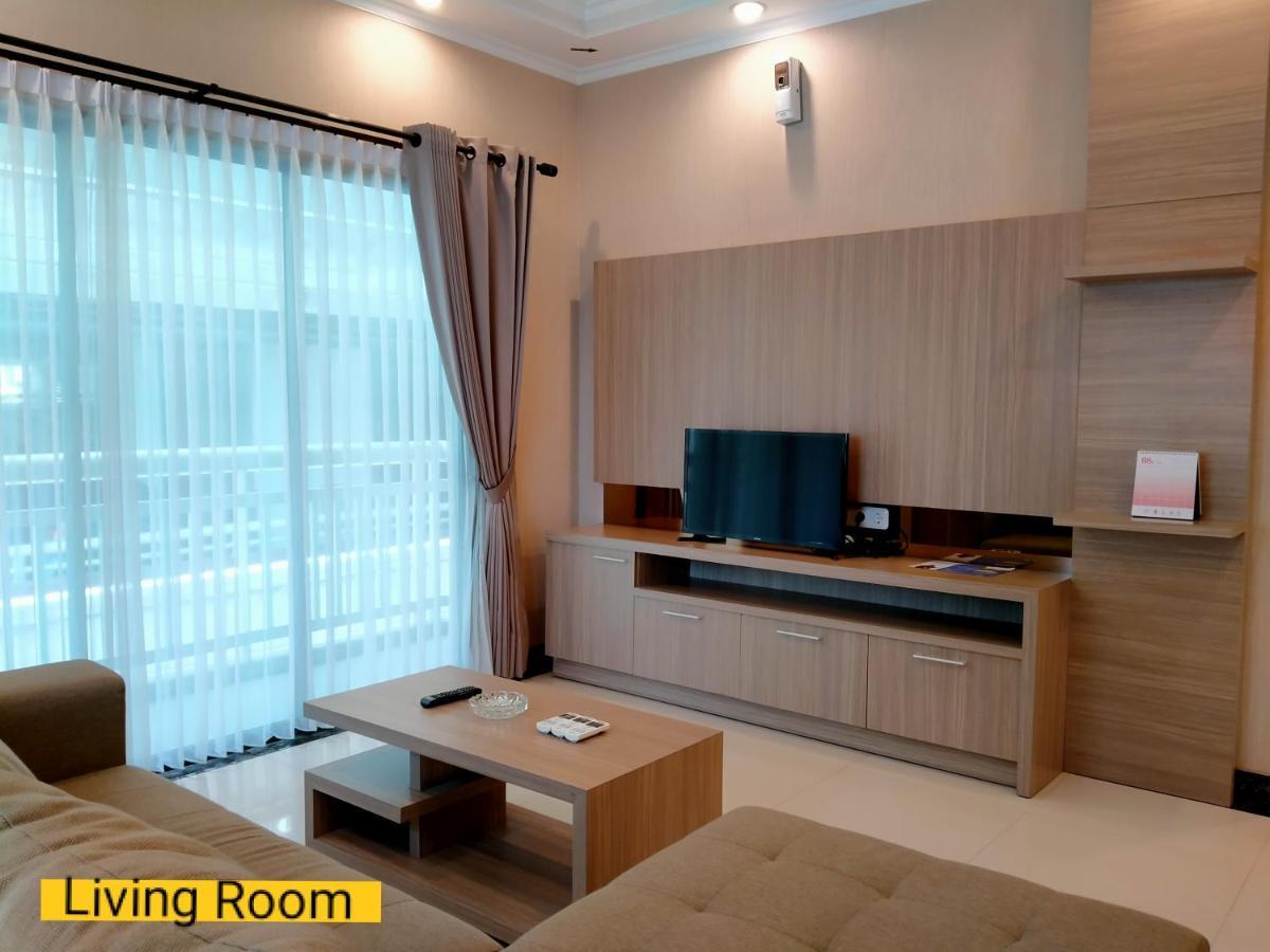 Apartemen Puncak Marina Сурабая Екстер'єр фото