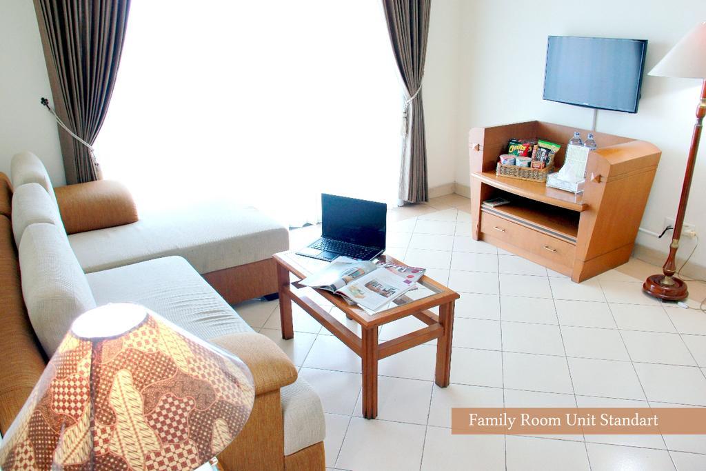 Apartemen Puncak Marina Сурабая Екстер'єр фото